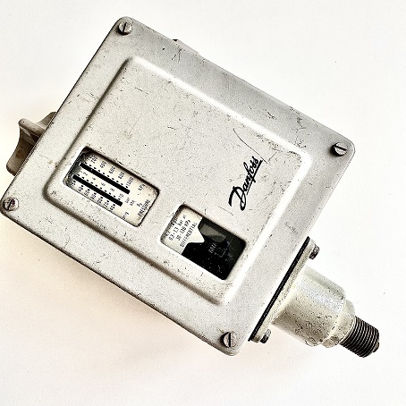 Реле давления RT116 017-5203 Danfoss