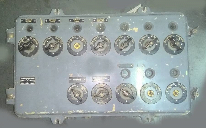 Коммутатор сигнальных огней К102А1-1/А (127 на 10 огней)